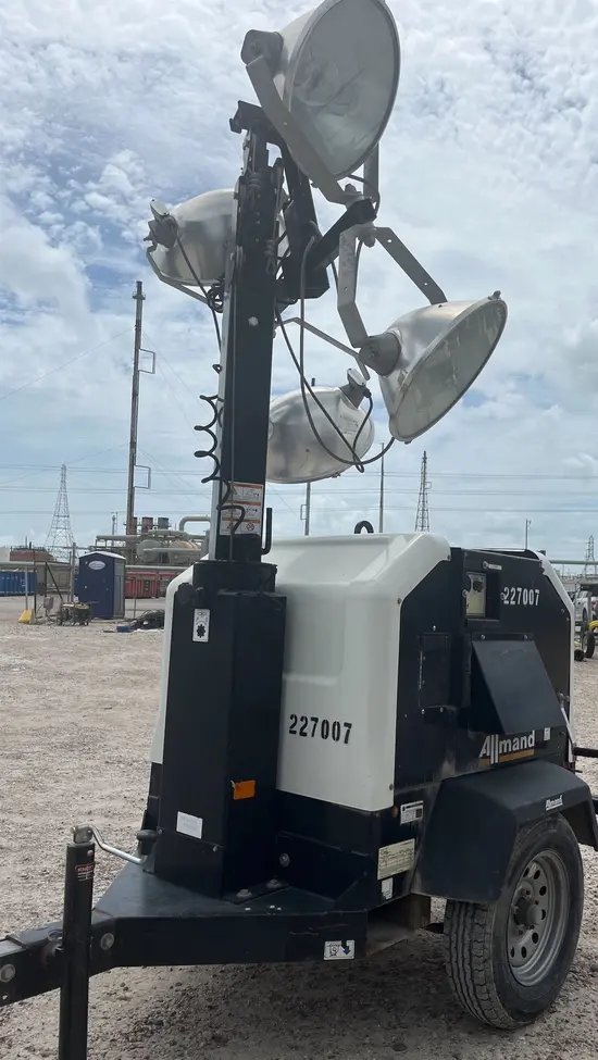 2019 Allmand NLV-ML3EC Portable Work Light