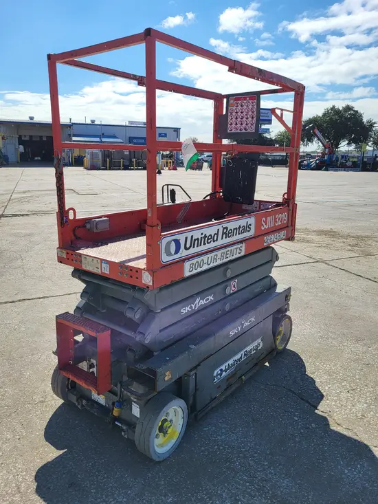 2017 Skyjack SJIII3219 Scissor Lift