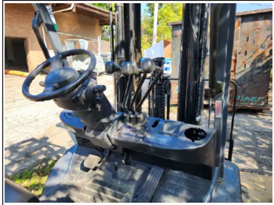 2018 Toyota 8FGU30 Warehouse Forklift