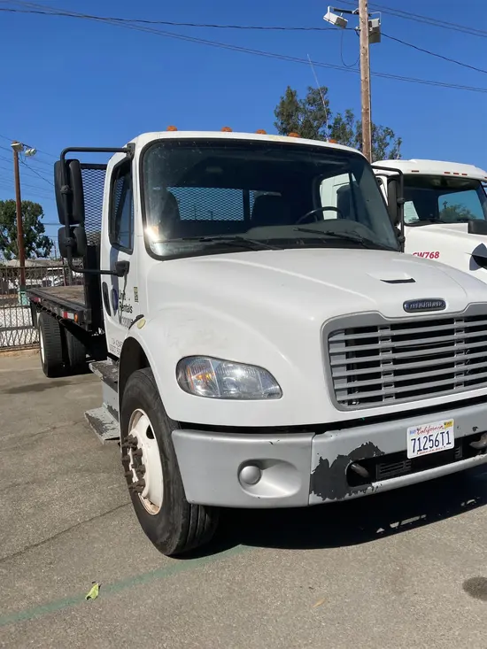 2016 Freightliner M2 106 STAKE