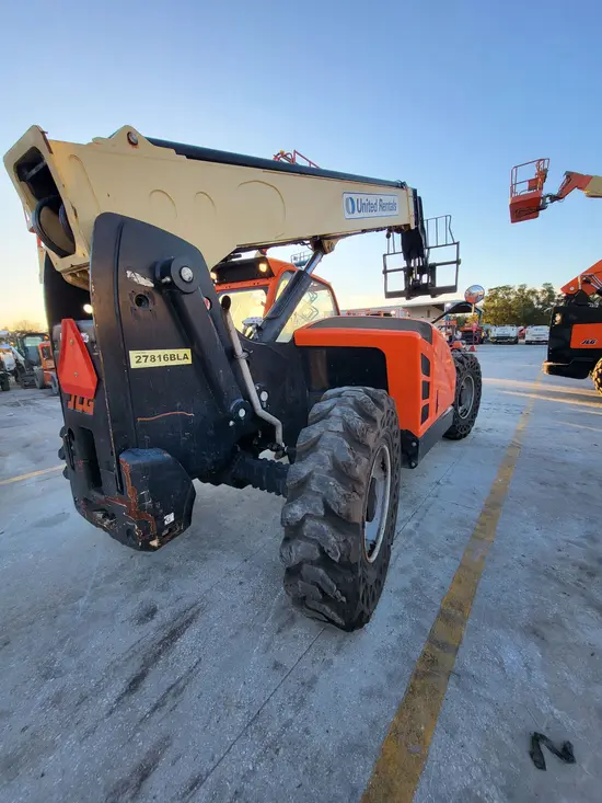 2016 JLG 642 Forklift