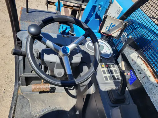 2015 Genie GTH-5519 Forklift