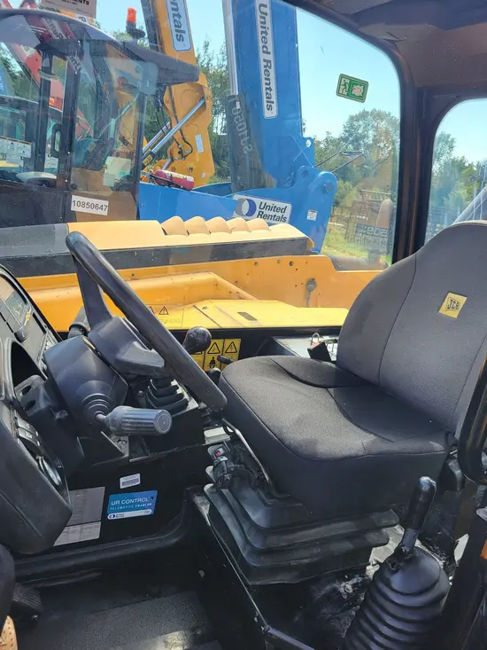 2016 JCB 507-42 Forklift