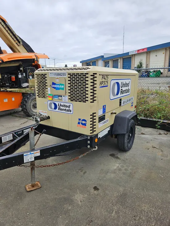 2020 Doosan P425/HP375EXT4I Air Compressor