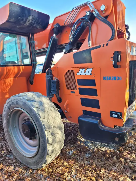 2016 SKYTRAK 6042 Forklift