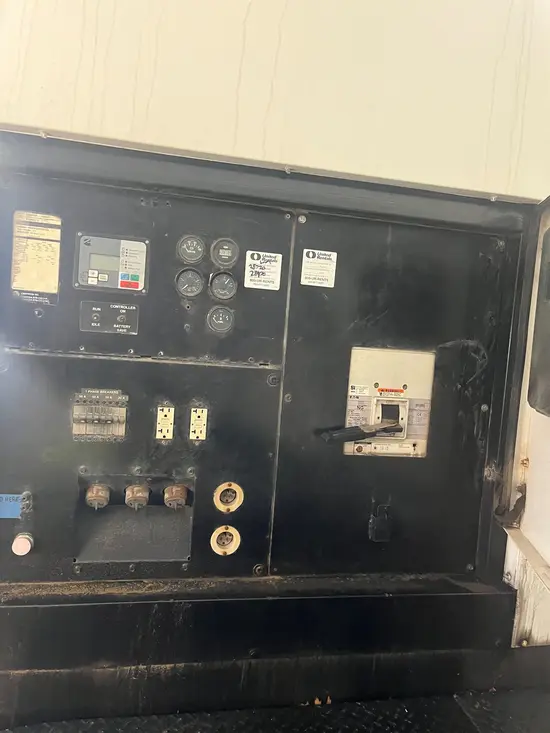 2014 Cummins C300D6RG Diesel Generator