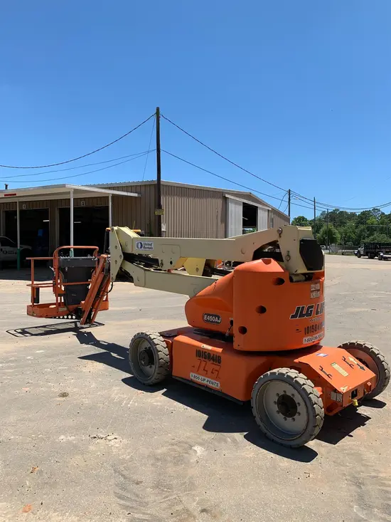 2013 JLG E450AJ Articulating Boom Lift