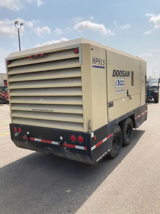 2017 Doosan HP915WCU-T4F Air Compressor