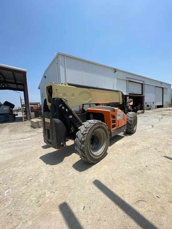 2017 JLG 1055 Forklift