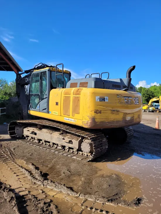 2019 John Deere 210G LC Excavator