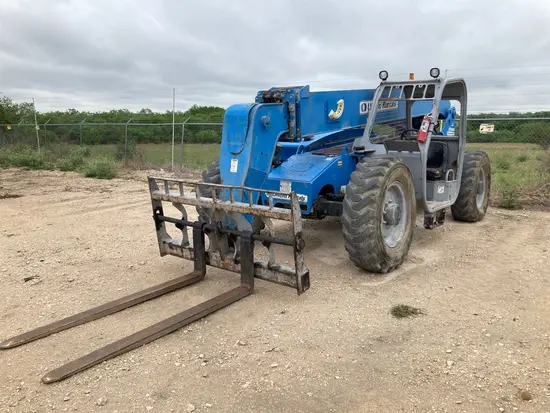 2014 Genie GTH-844 Forklift
