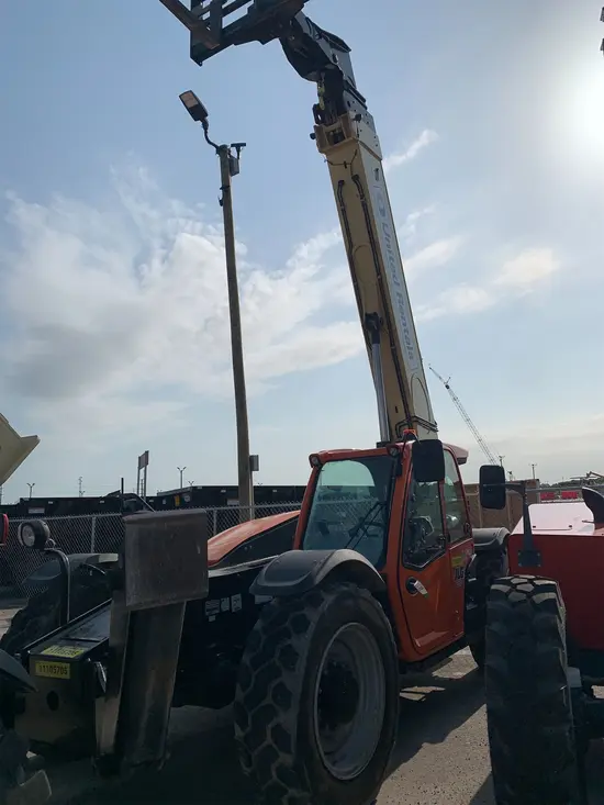 2020 JLG 1255 Forklift