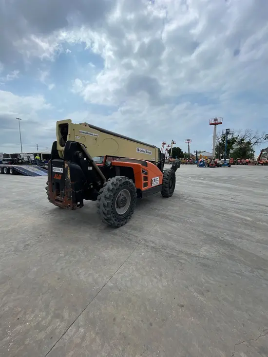2017 JLG 1255 Forklift