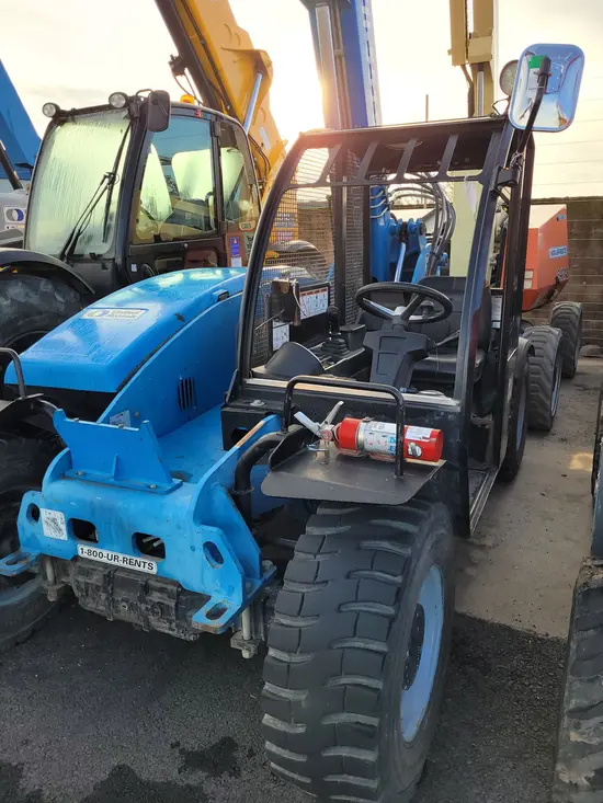 2017 Genie GTH-5519 Forklift