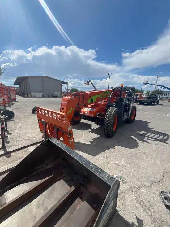 2004 XTREME XRM1045 Forklift