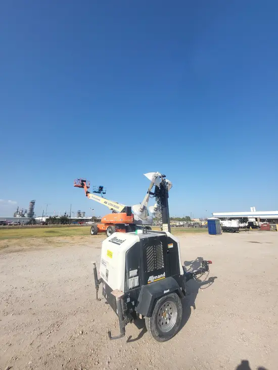 2018 Allmand NL-V Towable Light Tower