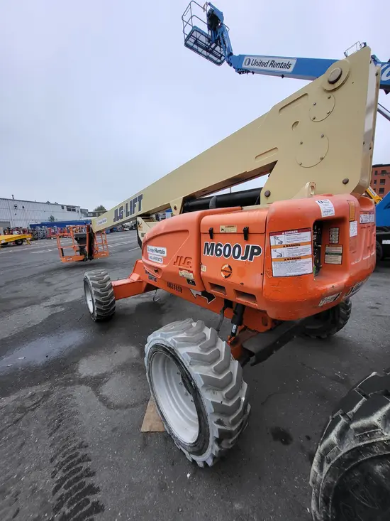 2013 JLG M600JP Boom Lift