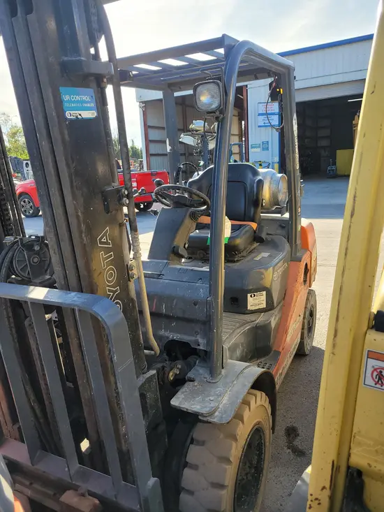 2017 Toyota 8FGU25 Warehouse Forklift