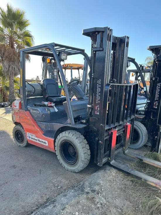 2017 Toyota 8FGU25 Warehouse Forklift