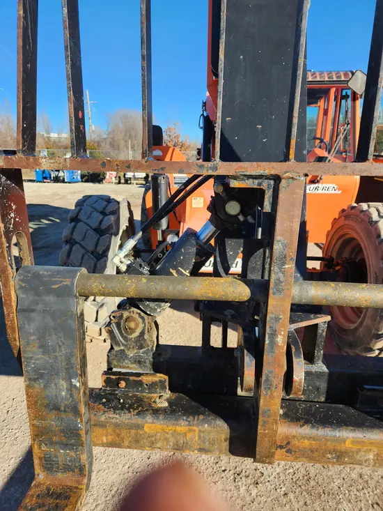 2016 SKYTRAK 6042 Forklift
