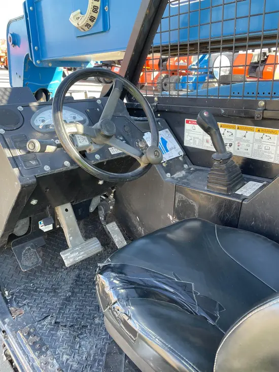2014 Genie GTH-844 Forklift