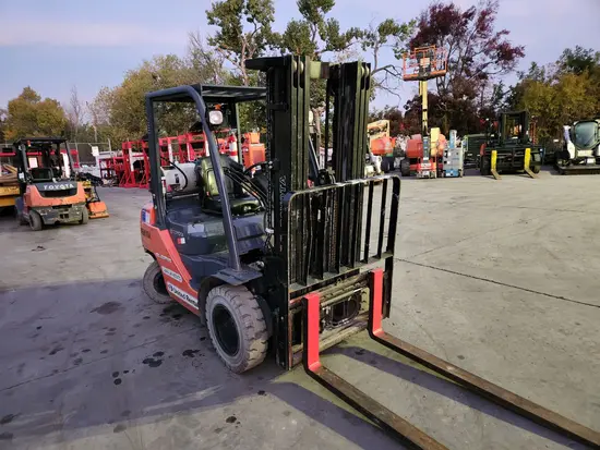 2017 Toyota 8FGU25 Warehouse Forklift
