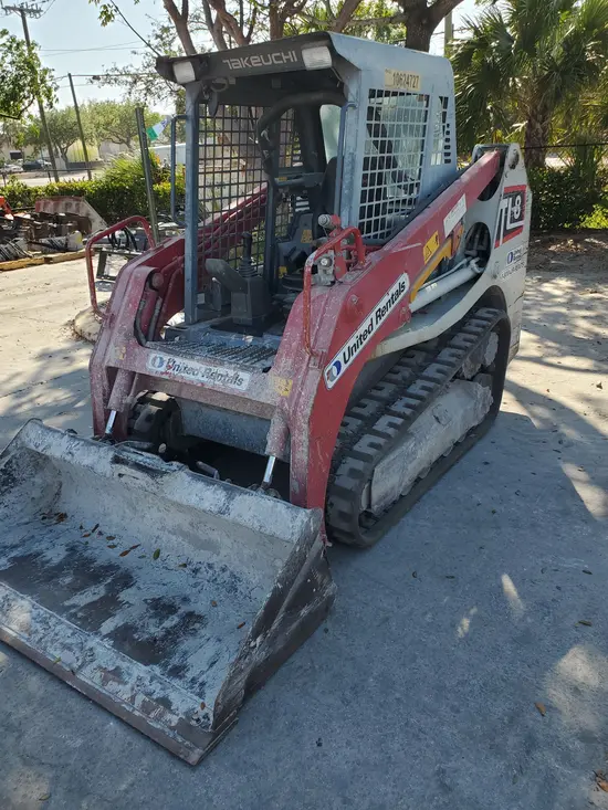 2017 Takeuchi TL8W Track Loader