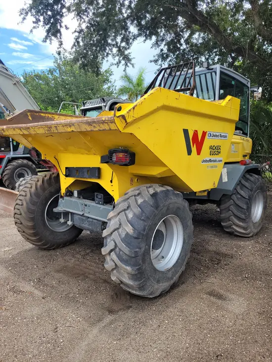 2021 Wacker Neuson DV100