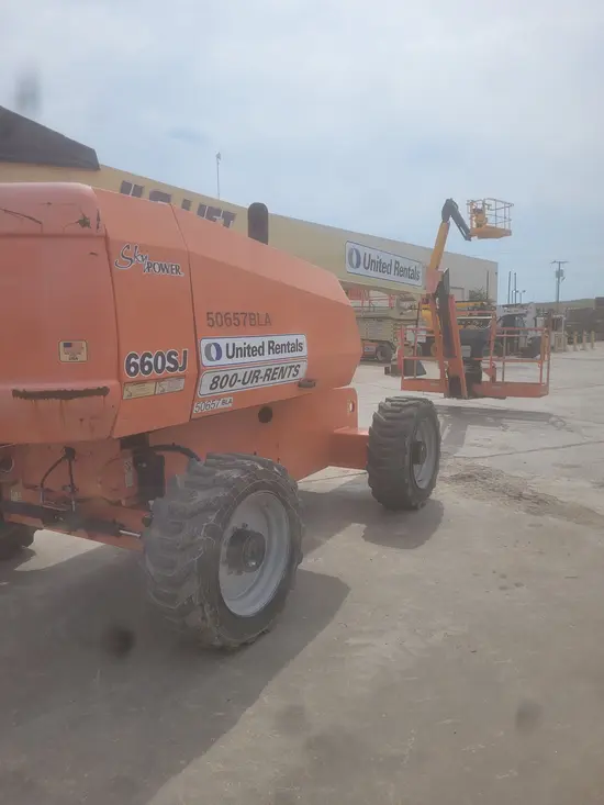 2017 JLG 660SJ Boom Lift