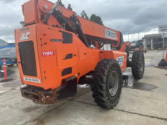 2015 SKYTRAK 8042 Forklift