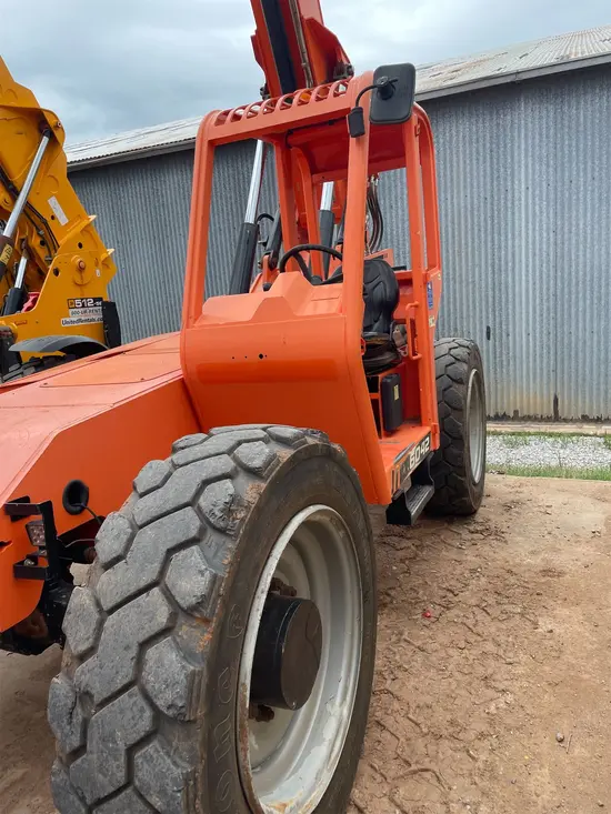 2016 SKYTRAK 6042 Forklift