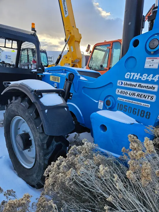 2016 Genie GTH-844D Forklift