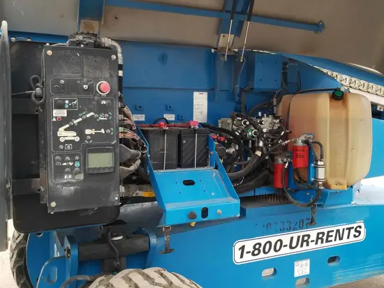 2014 Genie S-85 Boom Lift