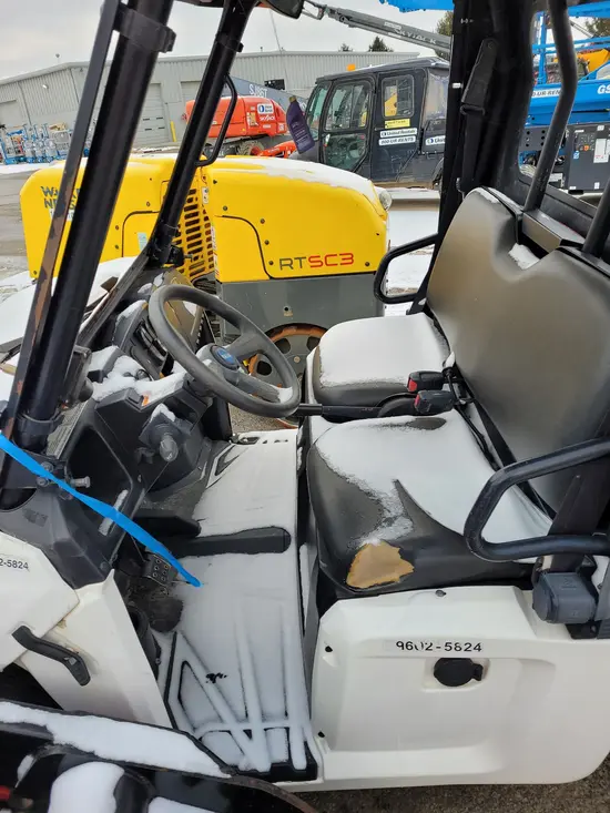 2016 Polaris EM1400 Utility Vehicle