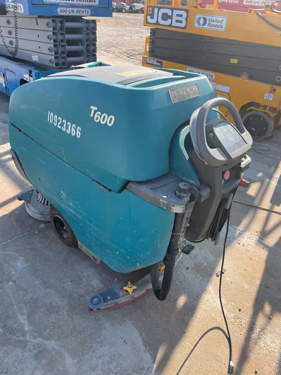 2019 Tennant T600-28 Scrubber