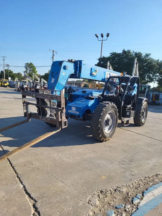 2014 Genie GTH-844D Forklift