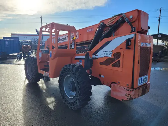 2015 SKYTRAK 8042 Forklift