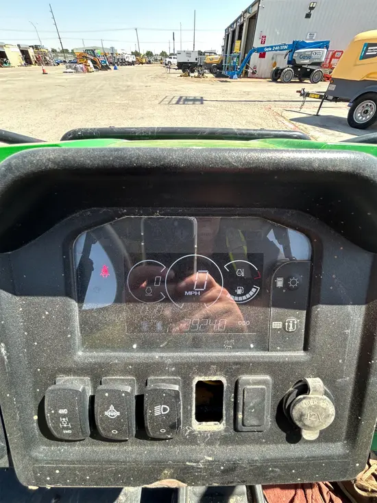 2022 John Deere XUV855M S4 Utility Vehicle