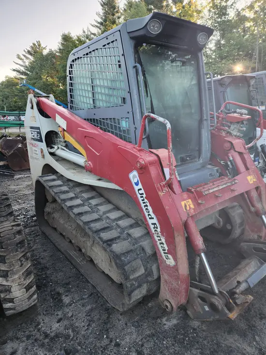2018 Takeuchi TL12R2-CR Track Loader