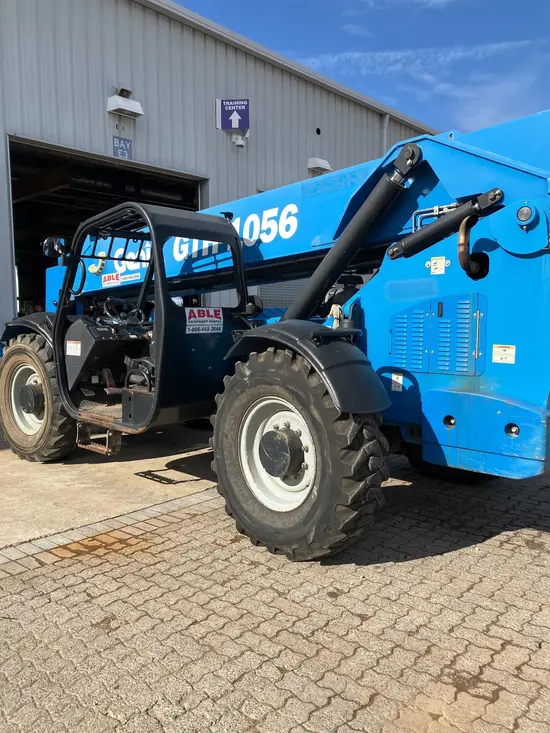 2015 Genie GTH-1056 Forklift