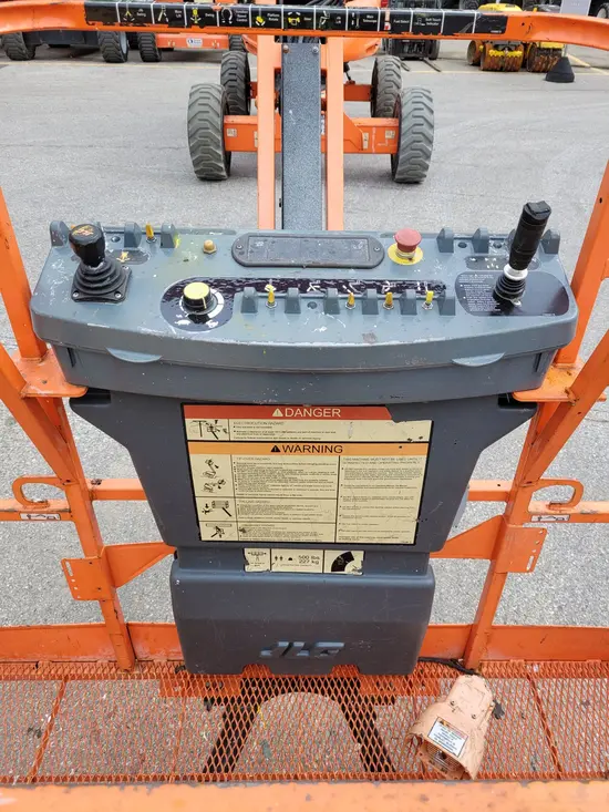 2015 JLG E600JP Boom Lift