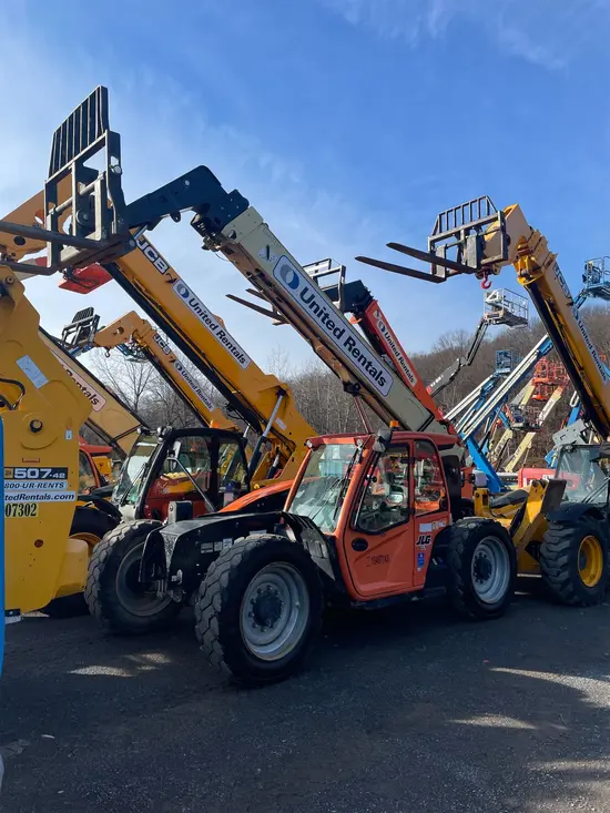 2016 JLG 642 Forklift