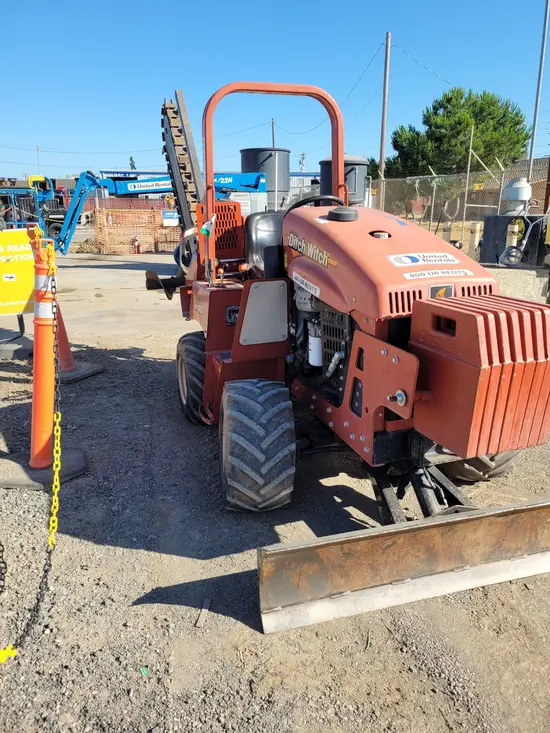 2018 Ditch Witch RT45 Ride-On Trencher