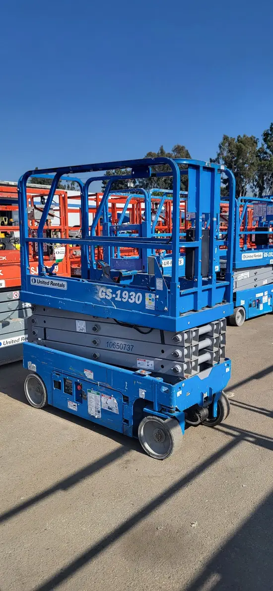 2017 Genie GS-1930 Scissor Lift