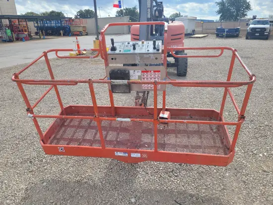 2013 Skyjack SJ63AJ Articulating Boom Lift