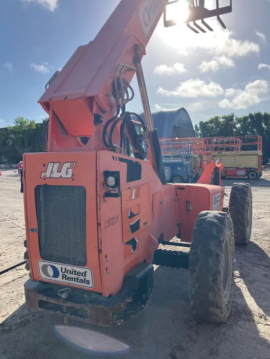 2016 SKYTRAK 6042 Forklift
