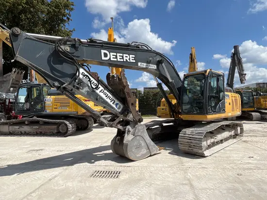 2018 John Deere 210G LC Excavator