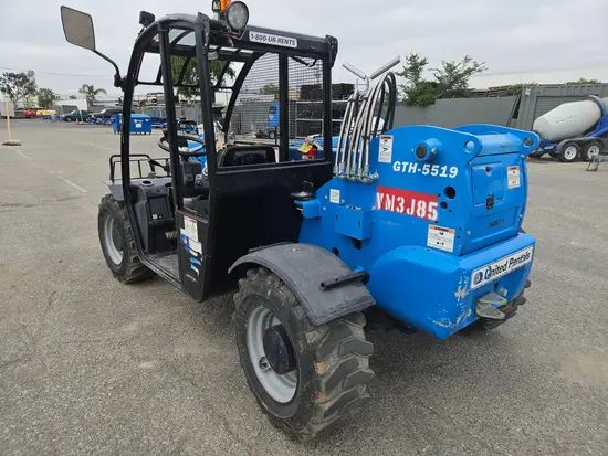 2017 Genie GTH-5519 Forklift