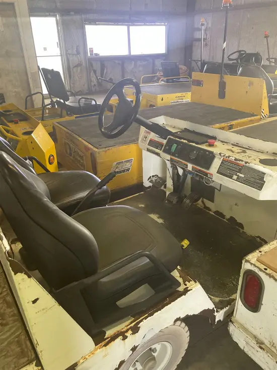 2018 Taylor Dunn B5-440-48 Utility Vehicle