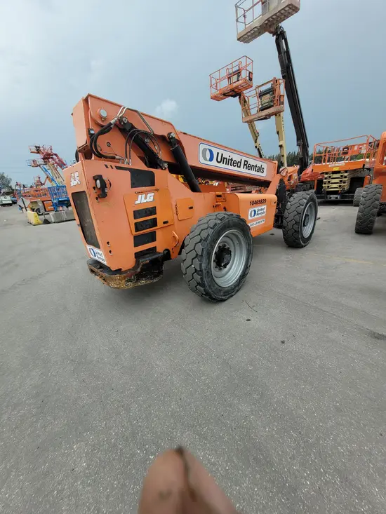 2016 SKYTRAK 6042 Forklift